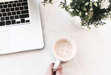 斯洛特：莱奥尼伤停一年 基耶萨替补进欧冠名单 埃基蒂克没罚款